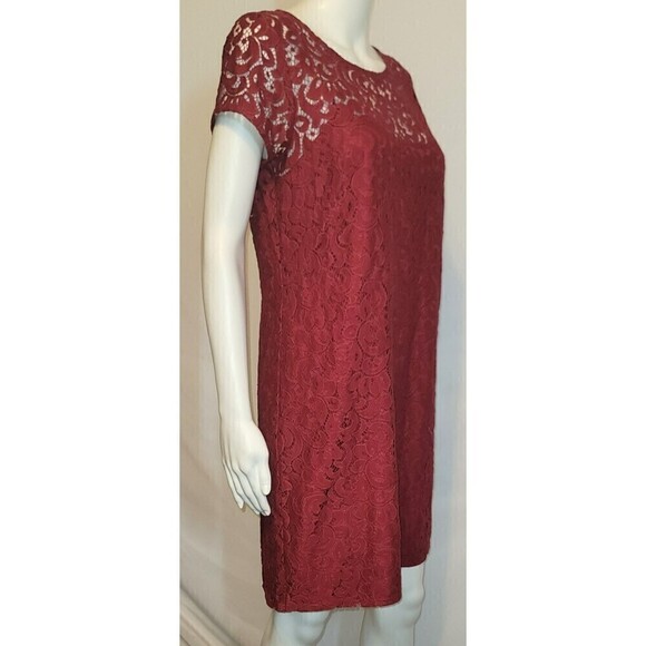 Ann Taylor LOFT Burgundy Layered Lace Shift Dress - Size 8 - Picture 2 of 12
